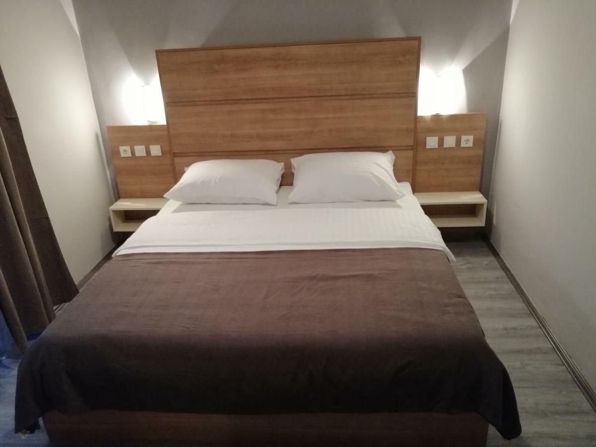 Apartmani Simon โลปาร์ ภายนอก รูปภาพ