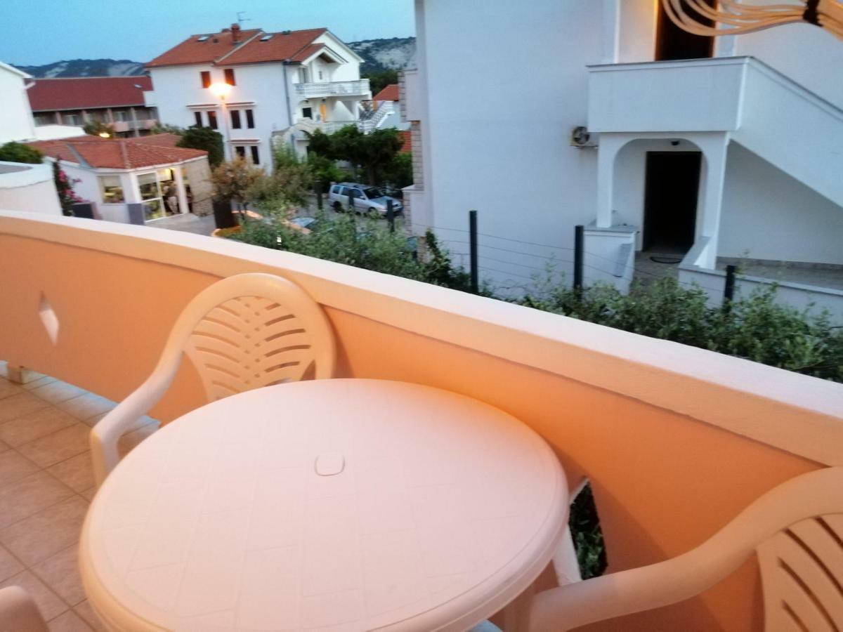 Apartmani Simon โลปาร์ ภายนอก รูปภาพ